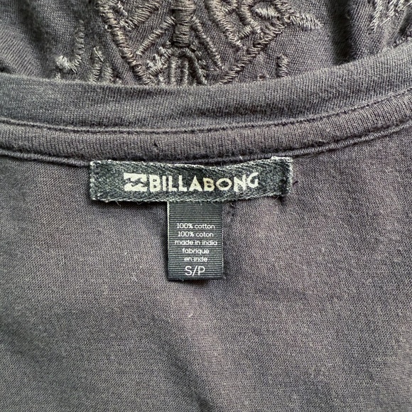 Billabong Small Petite dark gray Aztec embroidered California bohemian tank top - Picture 11 of 13